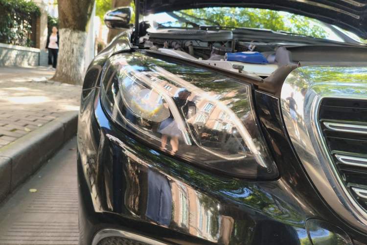 Used Mercedes-Benz E-Class 2018 Facelifted E 300 L Stylish Version Right Front Headlight