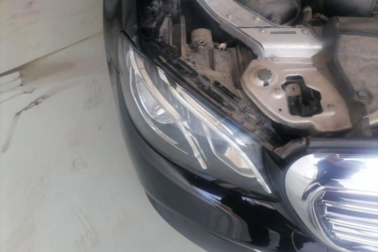 Used Mercedes-Benz E-Class 2018 Facelift E 200 L Right Front Headlight