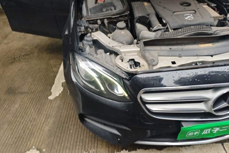 Used Mercedes-Benz E-Class 2018 Facelift E 200 L Sport Edition Right Front Headlight
