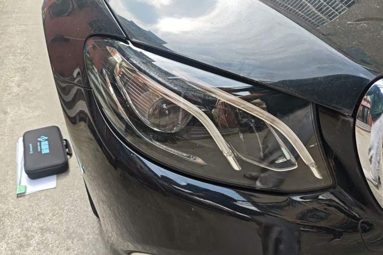 Used Mercedes-Benz E-Class 2018 Facelifted E 300 L Stylish Version Right Front Headlight