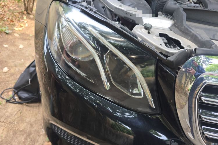 Used Mercedes-Benz E-Class 2018 Facelifted E 300 L Stylish Version Right Front Headlight