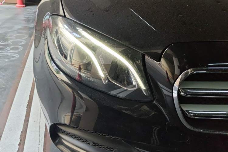 Used Mercedes-Benz E-Class 2018 Facelift E 200 L Sport Edition Right Front Headlight
