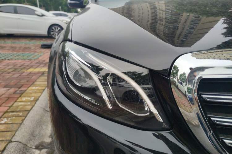 Used Mercedes-Benz E-Class 2018 E 200 L Right Front Headlight