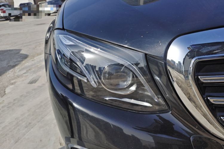 Used Mercedes-Benz E-Class 2018 E 300 L Luxury Model Right Front Headlight