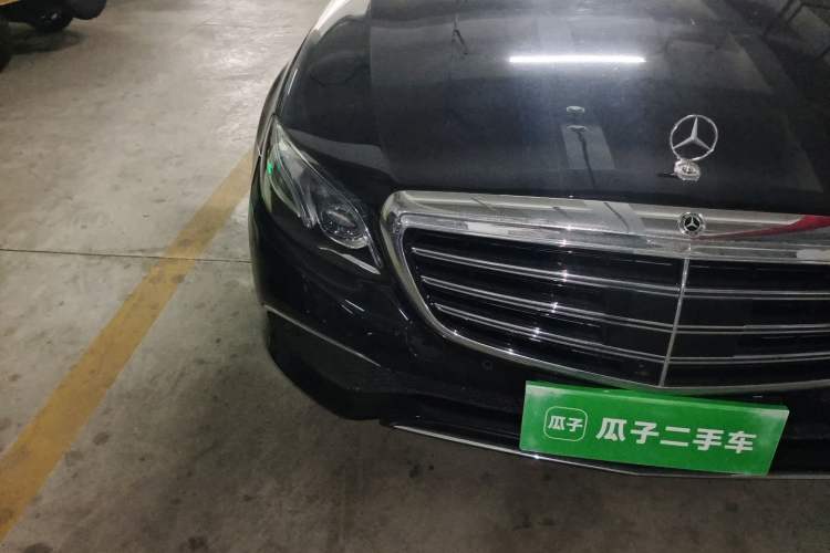 Used Mercedes-Benz E-Class 2018 E 320 L 4MATIC Right Front Headlight