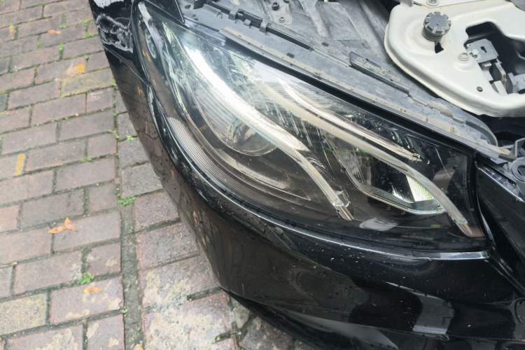 Used Mercedes-Benz E-Class 2018 Restyled E 300 L Sport Luxury Edition Right Front Headlight