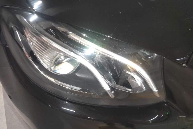 Used Mercedes-Benz E-Class 2018 Facelift E 200 L Sport Edition Right Front Headlight
