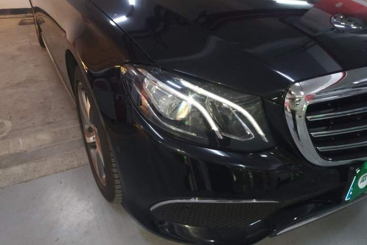 Used Mercedes-Benz E-Class 2018 Facelifted E 300 L Stylish Version Right Front Headlight