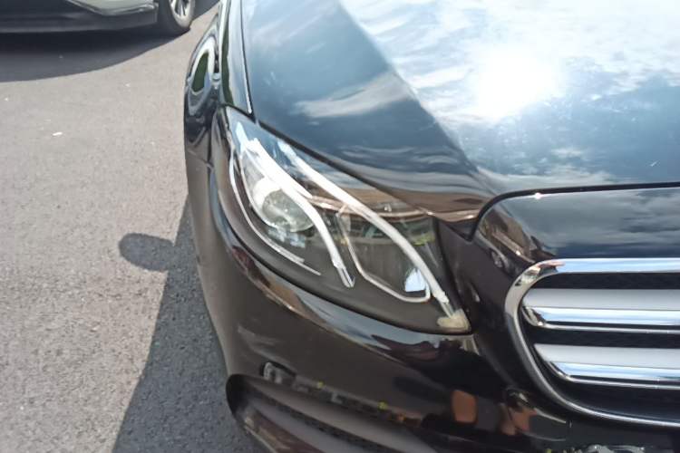 Used Mercedes-Benz E-Class 2018 Restyled E 300 L Sport Luxury Edition Right Front Headlight