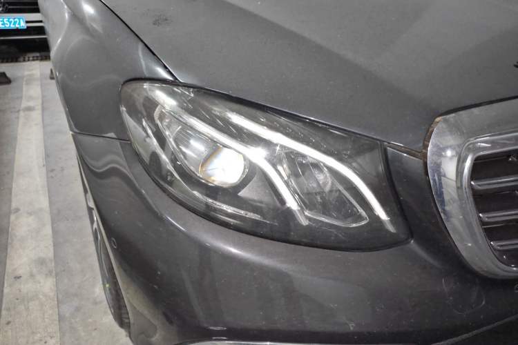 Used Mercedes-Benz E-Class 2018 E 200 L Right Front Headlight