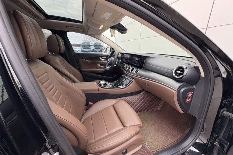 Used Mercedes-Benz E-Class 2018 Facelift E 200 L Sport 4MATIC Right Front Seat