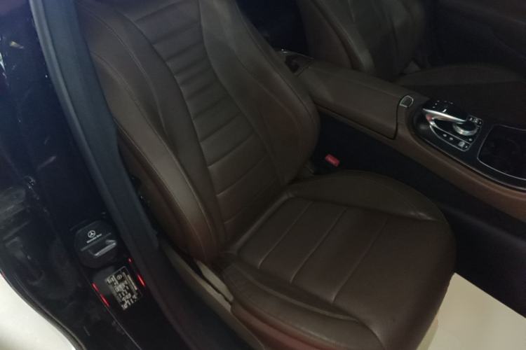 Used Mercedes-Benz E-Class 2018 Restyled E 300 L Sport Luxury Edition Right Front Seat