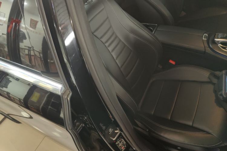 Used Mercedes-Benz E-Class 2018 Restyled E 300 L Sport Luxury Edition Right Front Seat