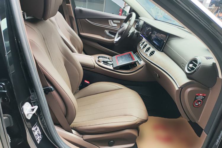 Used Mercedes-Benz E-Class 2018 Facelifted E 300 L Stylish Version Right Front Seat