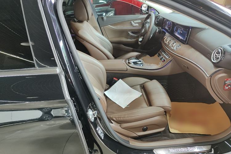 Used Mercedes-Benz E-Class 2018 E 200 L Right Front Seat