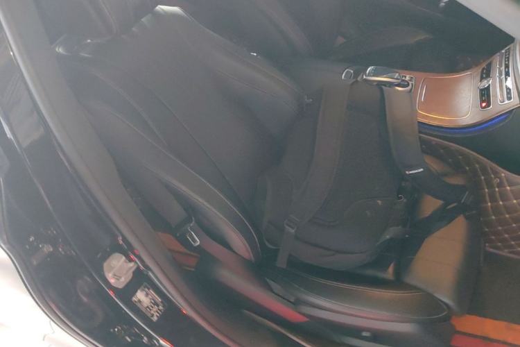 Used Mercedes-Benz E-Class 2018 E 200 L Right Front Seat