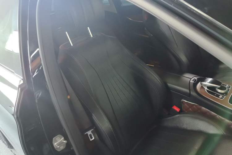 Used Mercedes-Benz E-Class 2018 Facelift E 200 L Right Front Seat