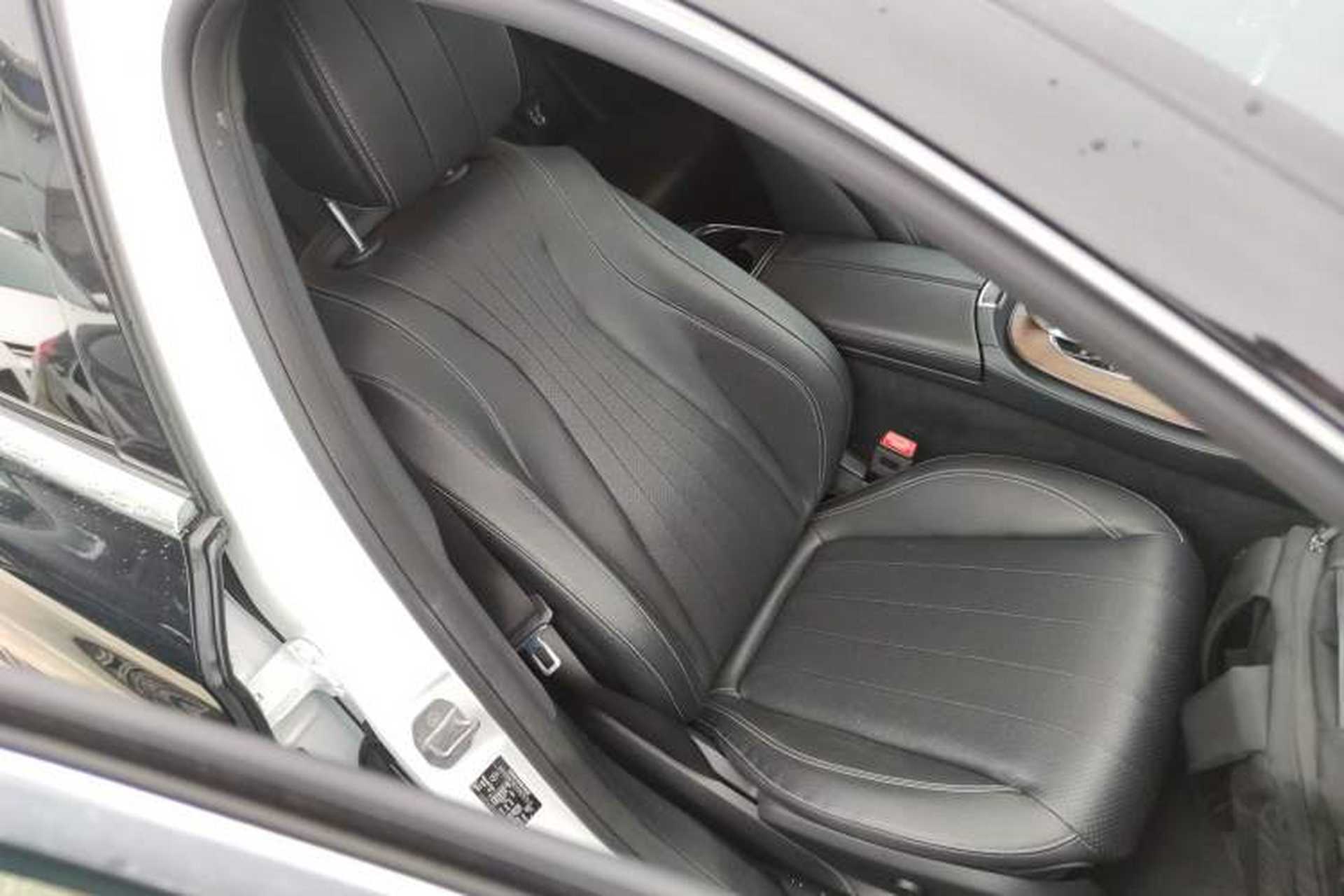 Used Mercedes-Benz E-Class 2018 Facelift E 300 L Luxury Edition Right Front Seat