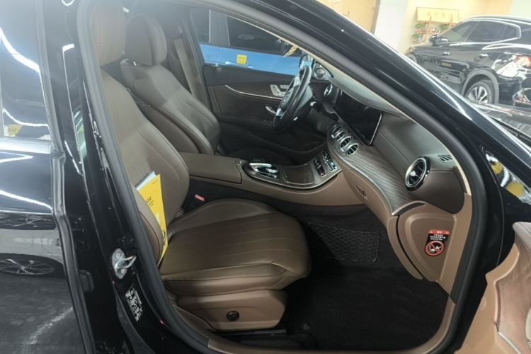Used Mercedes-Benz E-Class 2018 Facelifted E 300 L Stylish Version Right Front Seat