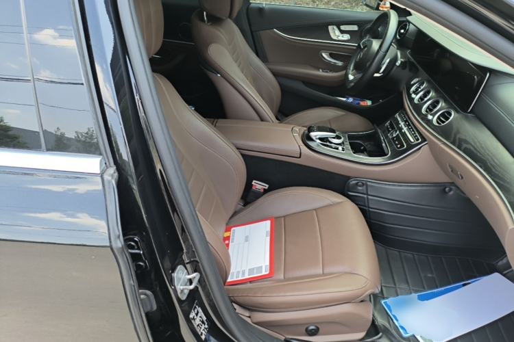 Used Mercedes-Benz E-Class 2018 Restyled E 300 L Sporty and Stylish Edition Right Front Seat