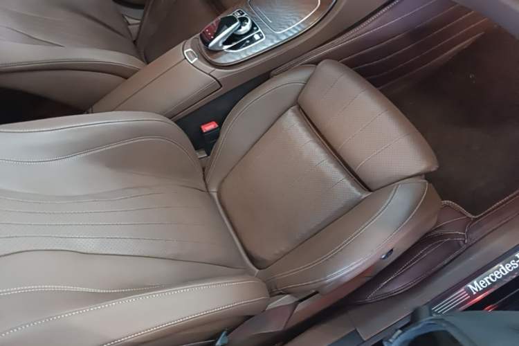 Used Mercedes-Benz E-Class 2018 Facelift E 200 L Right Front Seat
