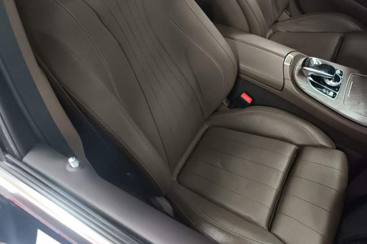 Used Mercedes-Benz E-Class 2018 Facelift E 200 L Right Front Seat