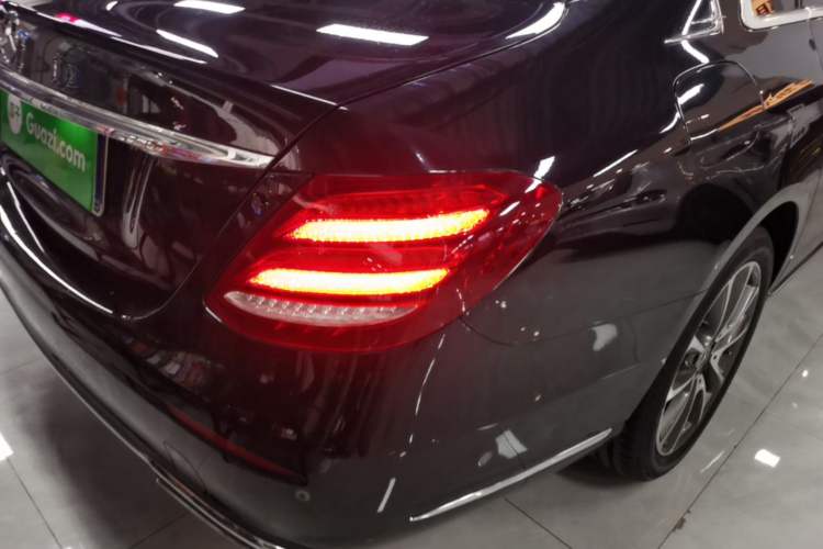 Used Mercedes-Benz E-Class 2018 Facelift E 200 L Right Rear Taillight