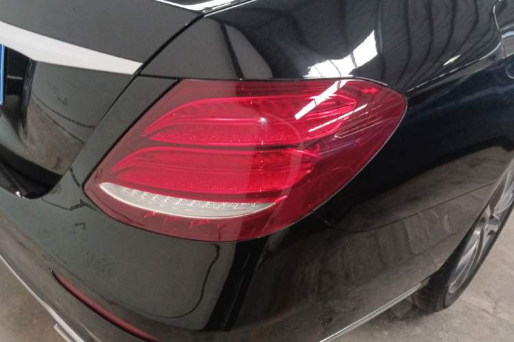 Used Mercedes-Benz E-Class 2018 Facelift E 300 L Luxury Edition Right Rear Taillight