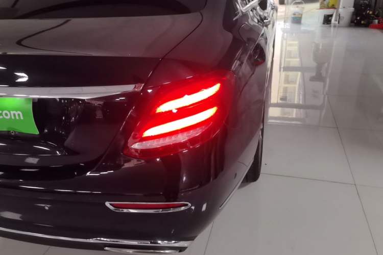 Used Mercedes-Benz E-Class 2018 Facelift E 200 L Right Rear Taillight