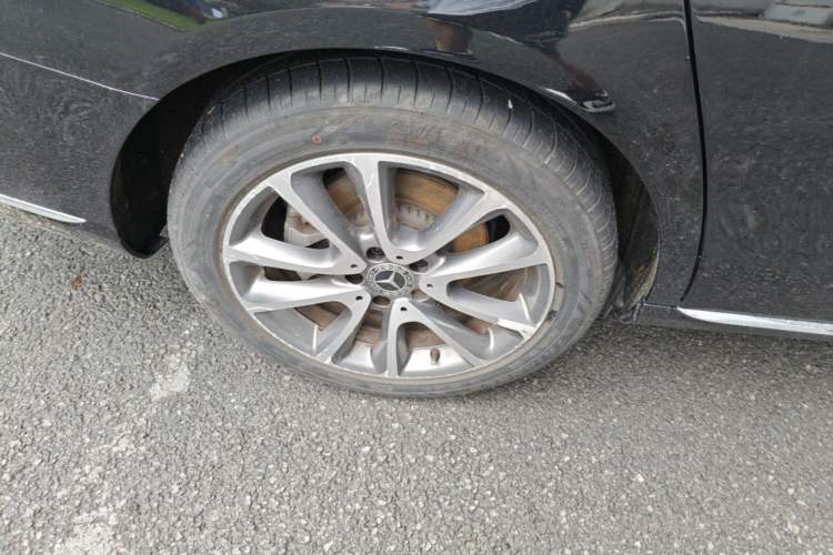 Used Mercedes-Benz E-Class 2018 Facelift E 200 L Right Rear Wheel Hub