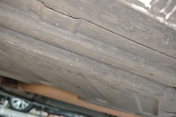 Used Mercedes-Benz E-Class 2018 Restyled E 300 L Sport Luxury Edition Right Side Sill