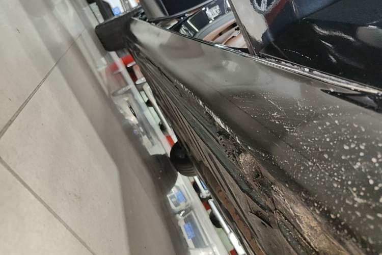 Used Mercedes-Benz E-Class 2018 E 200 L Right Side Sill