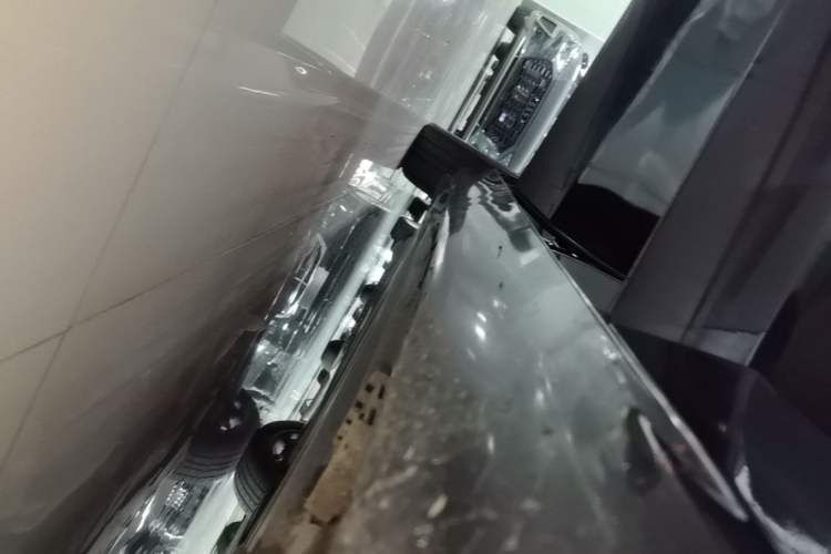 Used Mercedes-Benz E-Class 2018 Facelift E 200 L Right Side Sill