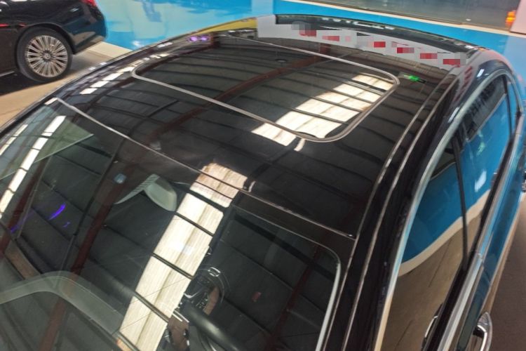 Used Mercedes-Benz E-Class 2018 Facelift E 200 L Roof