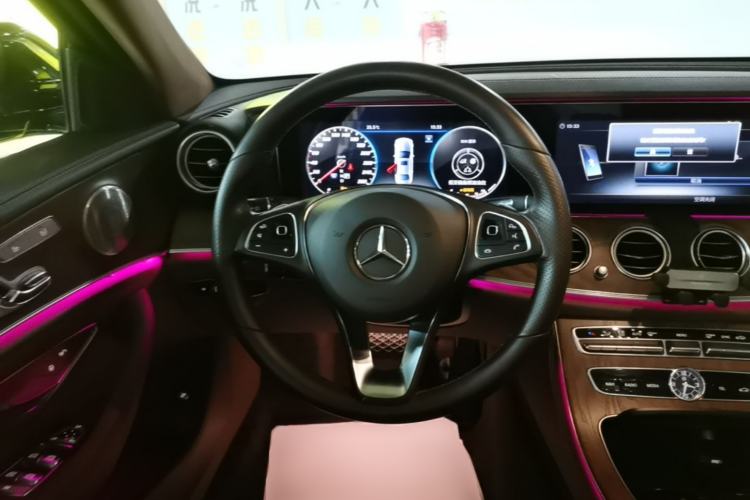 Used Mercedes-Benz E-Class 2018 Facelift E 300 L Luxury Edition Steering Wheel