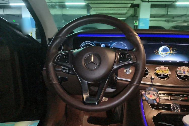 Used Mercedes-Benz E-Class 2018 Facelift E 320 L 4MATIC Steering Wheel
