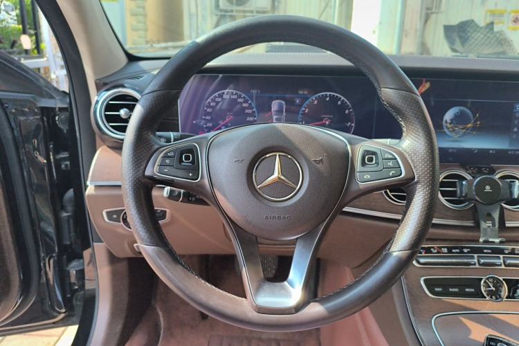 Used Mercedes-Benz E-Class 2018 E 300 L Stylish Model Steering Wheel