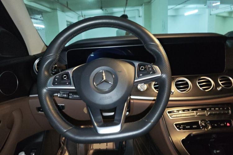 Used Mercedes-Benz E-Class 2018 Restyled E 300 L Sporty and Stylish Edition Steering Wheel