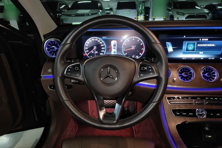 Used Mercedes-Benz E-Class 2018 E 200 L Steering Wheel