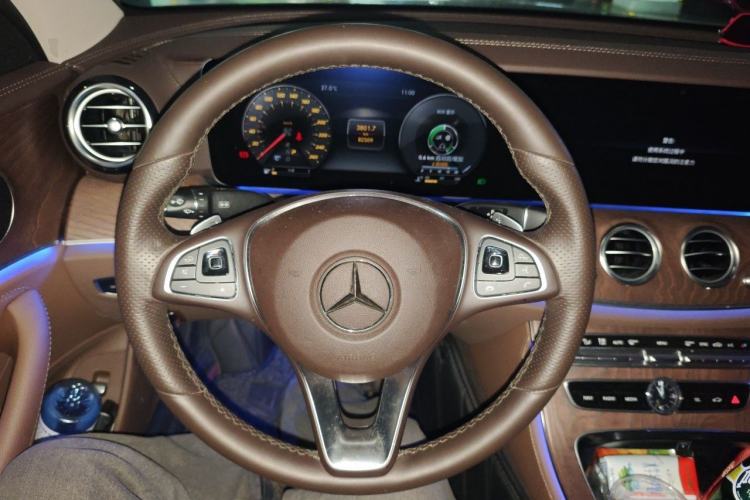 Used Mercedes-Benz E-Class 2018 E 200 L Steering Wheel
