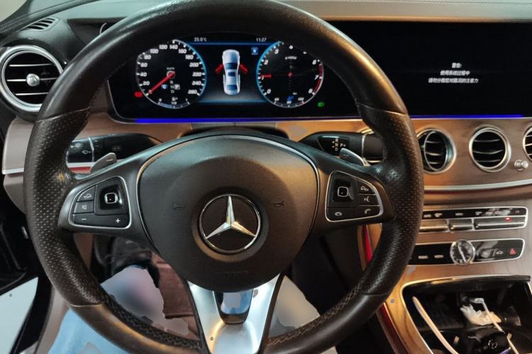 Used Mercedes-Benz E-Class 2018 E 200 L Steering Wheel