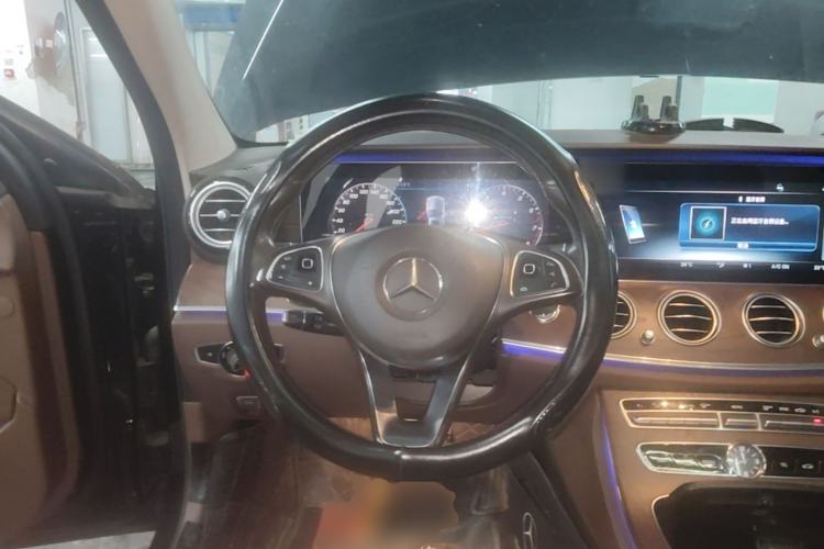 Used Mercedes-Benz E-Class 2018 Facelift E 200 L Steering Wheel