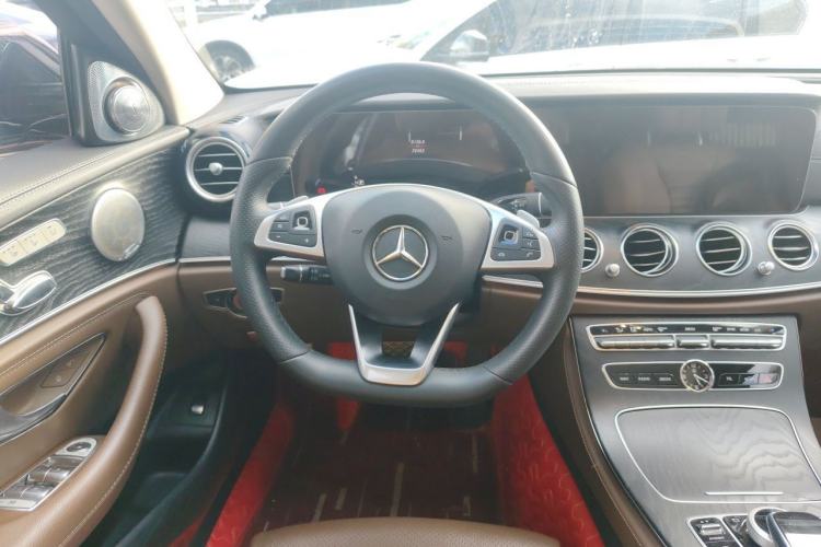 Used Mercedes-Benz E-Class 2018 Facelift E 200 L Sport Edition Steering Wheel