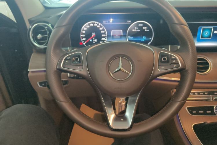 Used Mercedes-Benz E-Class 2018 Facelift E 300 L Luxury Edition Steering Wheel