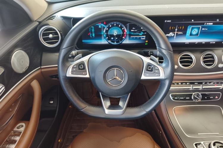 Used Mercedes-Benz E-Class 2018 Restyled E 300 L Sport Luxury Edition Steering Wheel