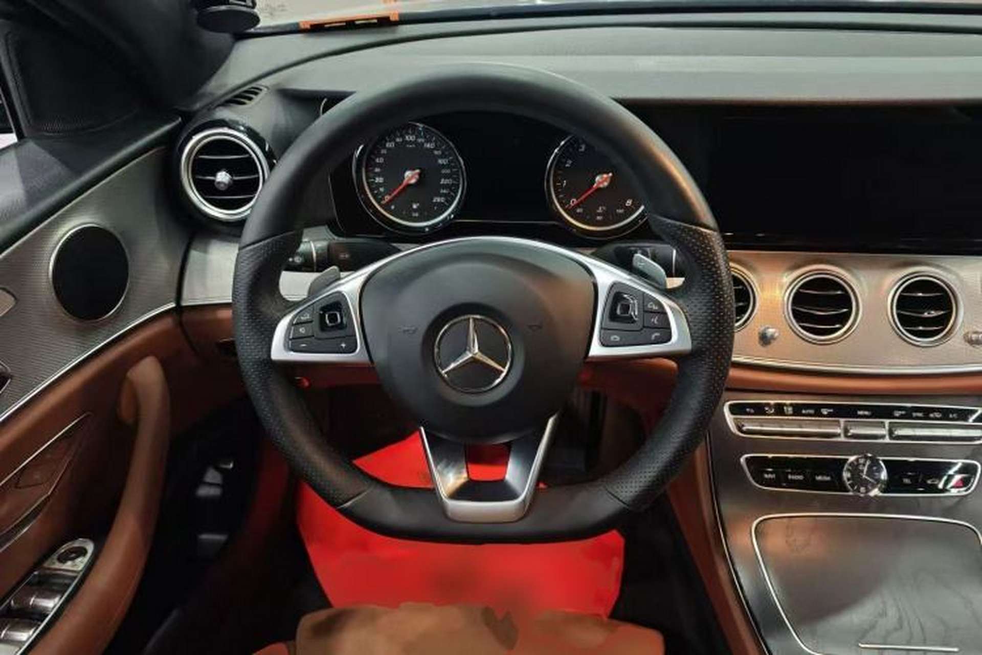 Used Mercedes-Benz E-Class 2018 E 200 Sport Edition Steering Wheel