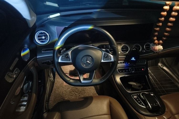 Used Mercedes-Benz E-Class 2018 E 300 L Sport Luxury Edition Steering Wheel