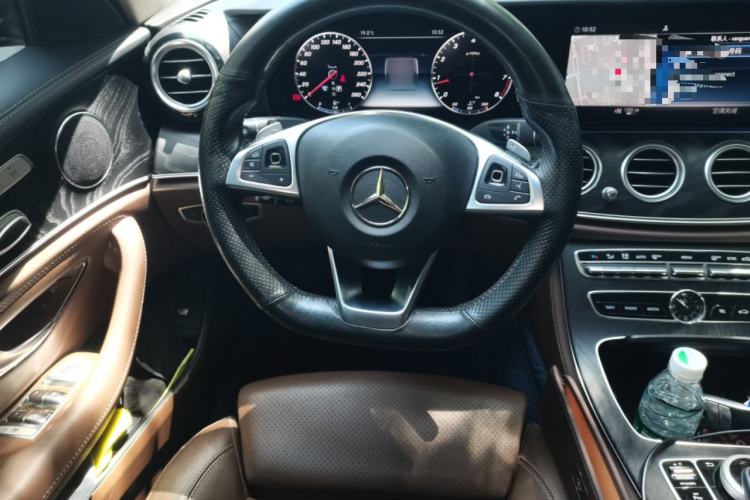 Used Mercedes-Benz E-Class 2018 Facelift E 200 L Sport Edition Steering Wheel