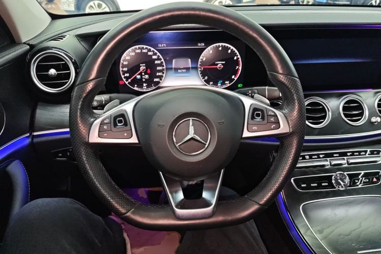 Used Mercedes-Benz E-Class 2018 E 300 L Sporty and Stylish Model Steering Wheel