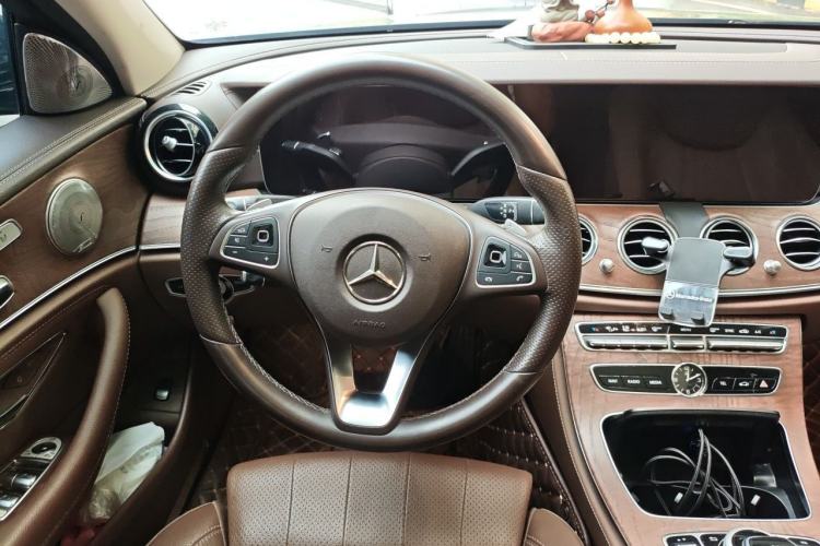 Used Mercedes-Benz E-Class 2018 Facelift E 200 L Steering Wheel
